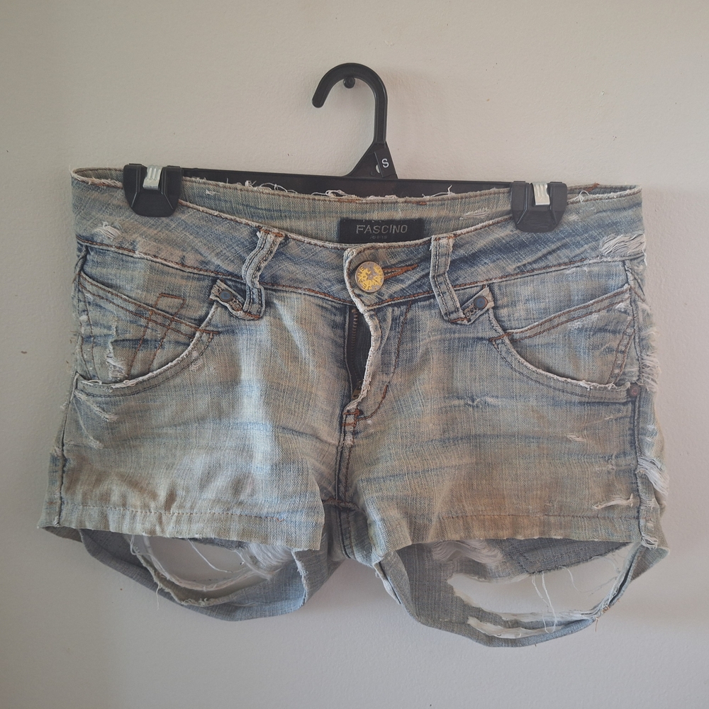 Distressed Denim Shorts - Blue